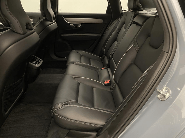 Airport luxury sedan transfer for 2 pax