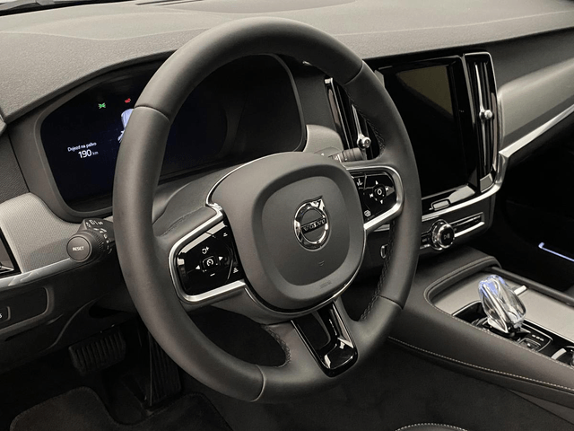 Airport luxury sedan transfer for 2 pax